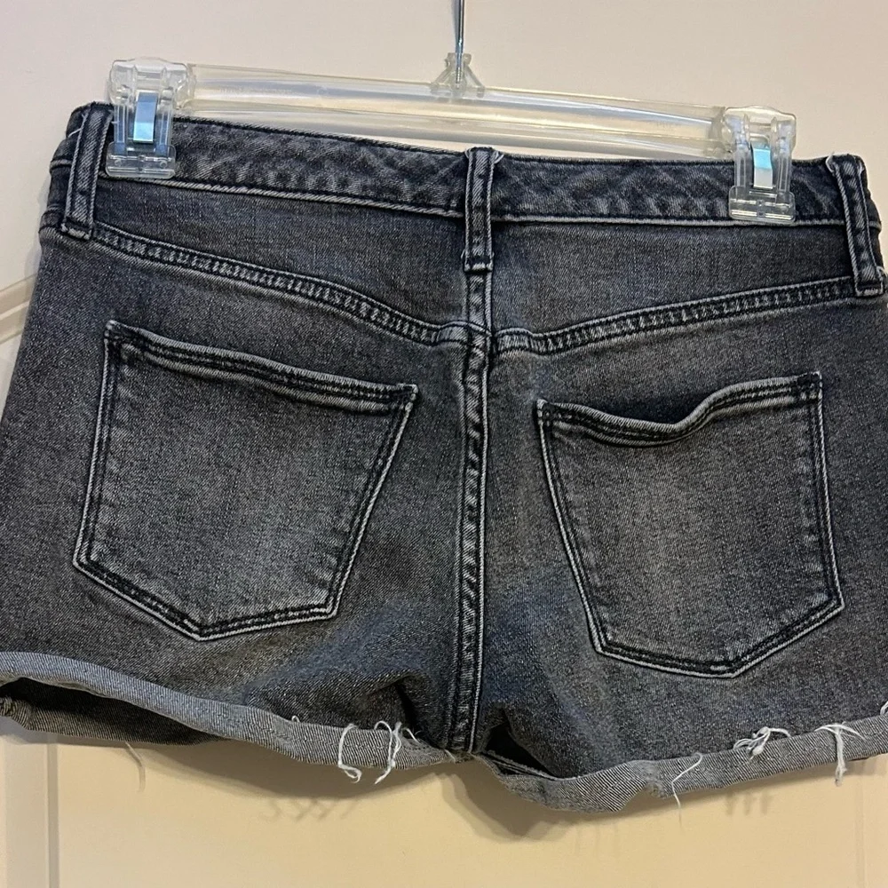 High rise shorts size 0/25R